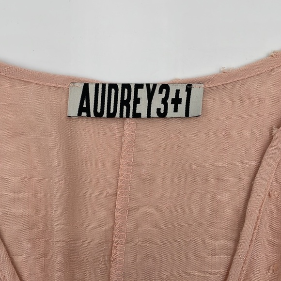 Audrey 3 + 1 Cropped Blouse Small Light Peach Long Sleeve Festival V Neck - Picture 6 of 7